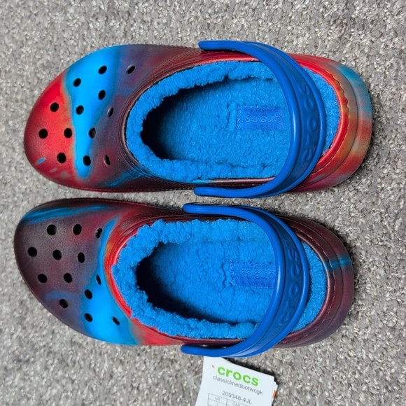 Crocs Red And Blue Tie Dye Kids Clogs NWT Size J1 - Picture 3 of 8